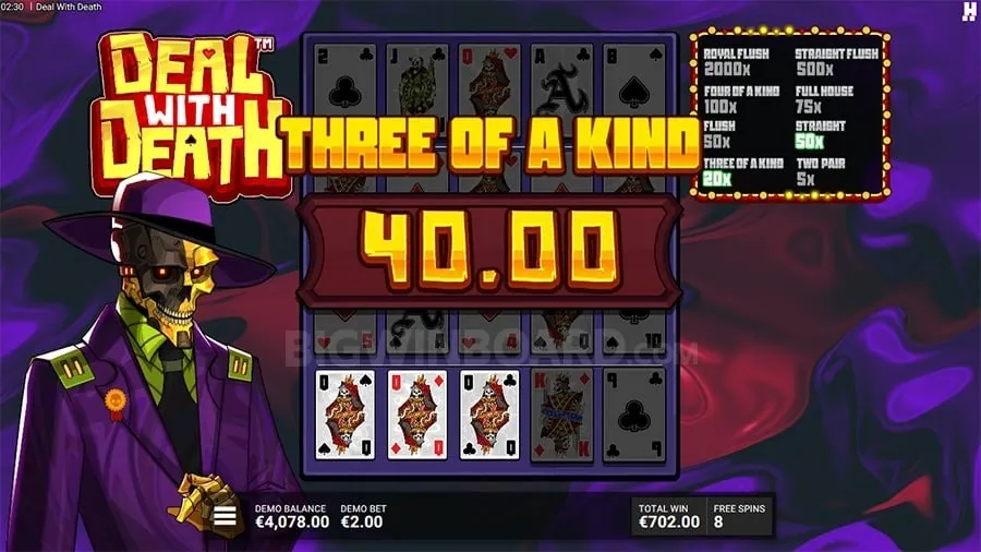 Mobile phone with casino games